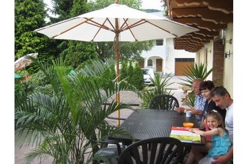 Austria Privát Mondsee, Exteriorul